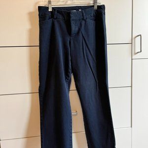 Old Navy Pixie Mid Rise Petite Crop Pants